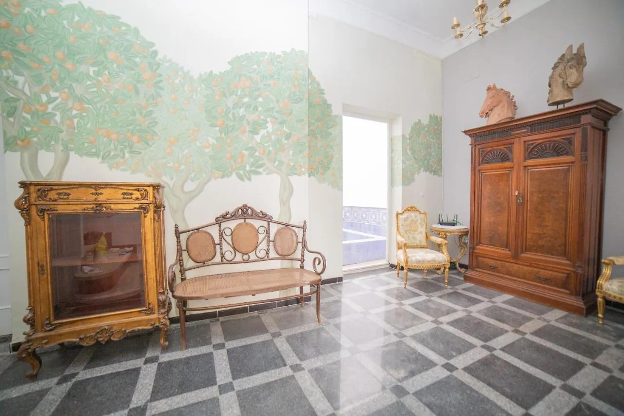 Casa Xanadu Seville - 6 Bedroom Andalusian Home With Terraces 0*,  España